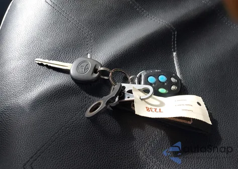 2009 Toyota Corolla Le z USA, uszkodzony, nr VIN JTDBL40E29J004884